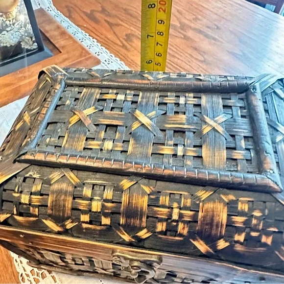 Woven wicker wooden Storage Chest box - read - Picture 3 of 10